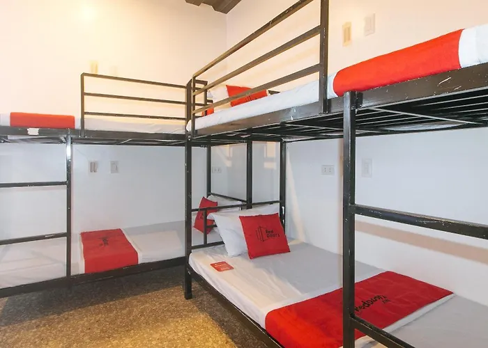 Central hotel: Reddoorz Near Lrt 2 Antipolo Station