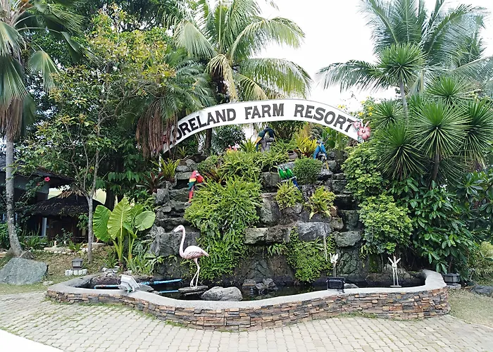 Resort: Loreland Farm Resort